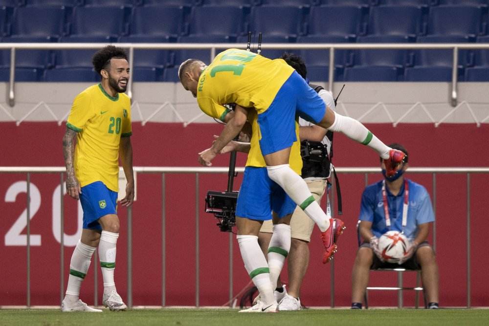 巴西西班牙，巴西vs西班牙结果